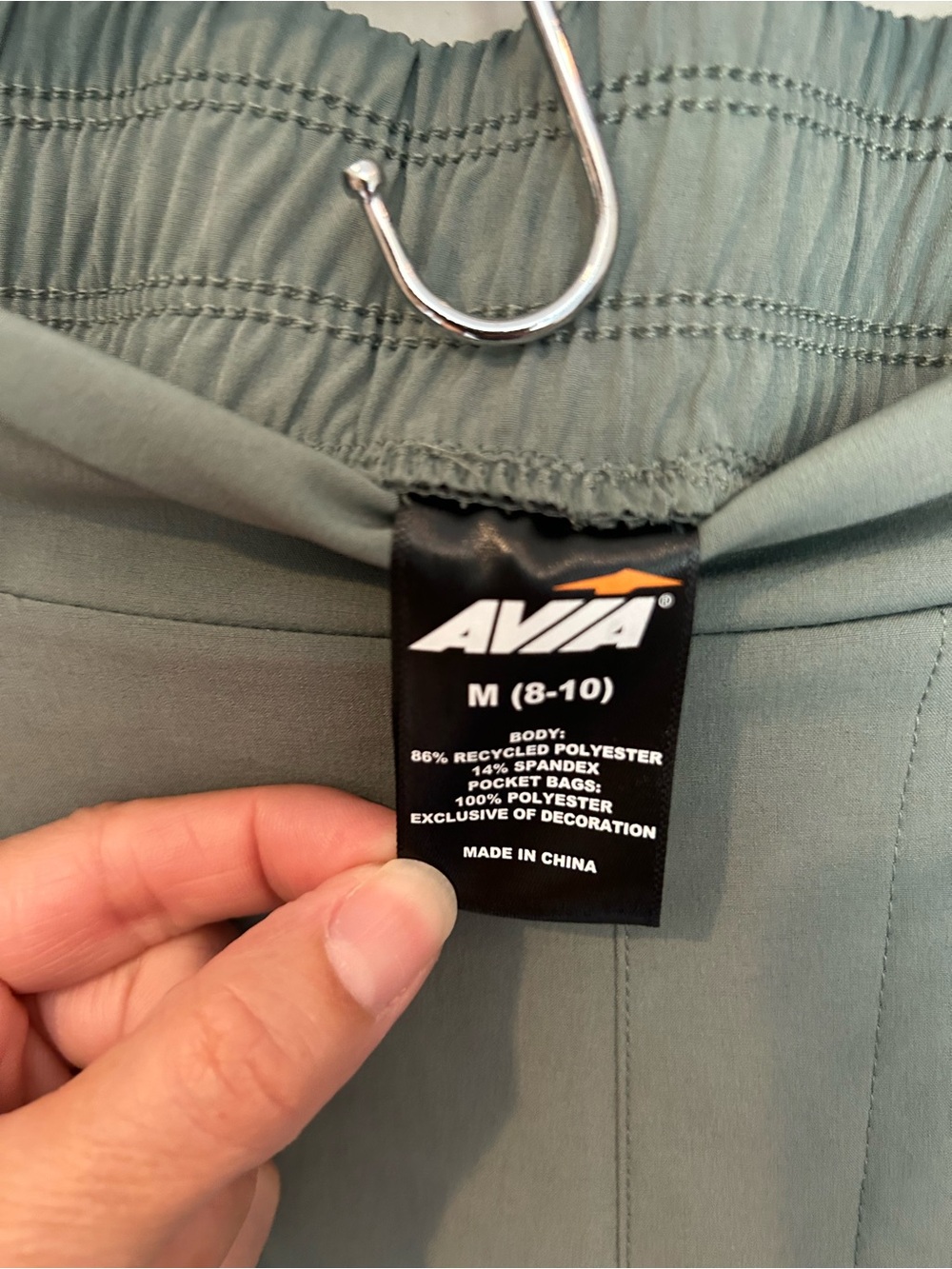 NWT Avia Active Light Sage Green Zip Cargo Pants, size Med - Picture 4 of 4